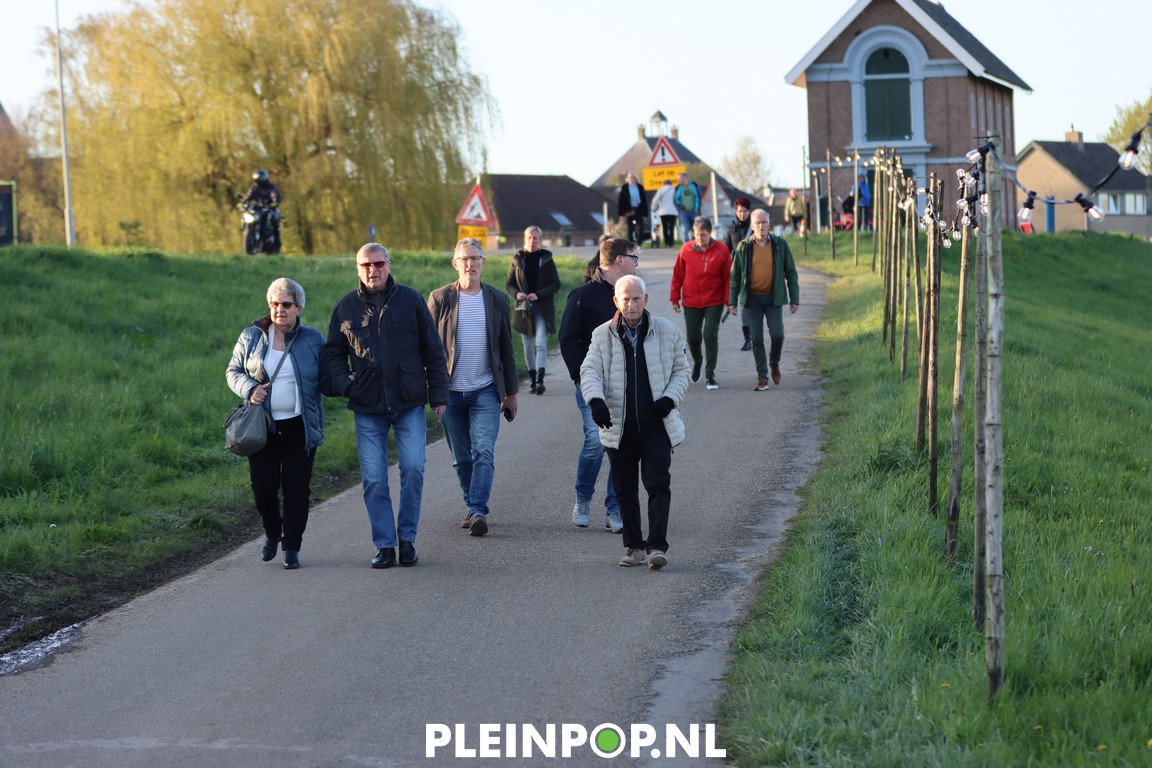 Donderdagavond 13 04 2023              (39)